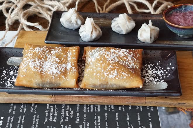 Apple Fritters (2 pcs)