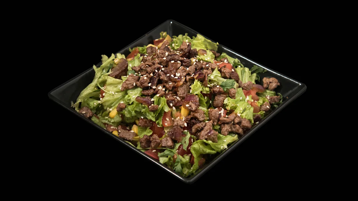 Ramstek obrok salata