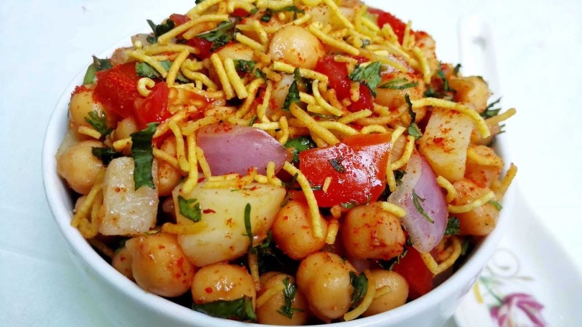 Aloo Chana Chaat