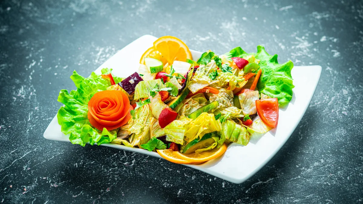 Värske köögivilja salat