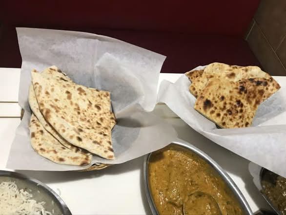 Indian Hut Plain Naan