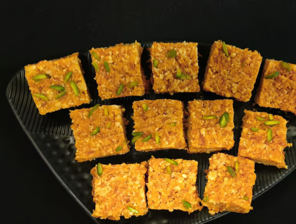 Gajrella Barfi (1lb)