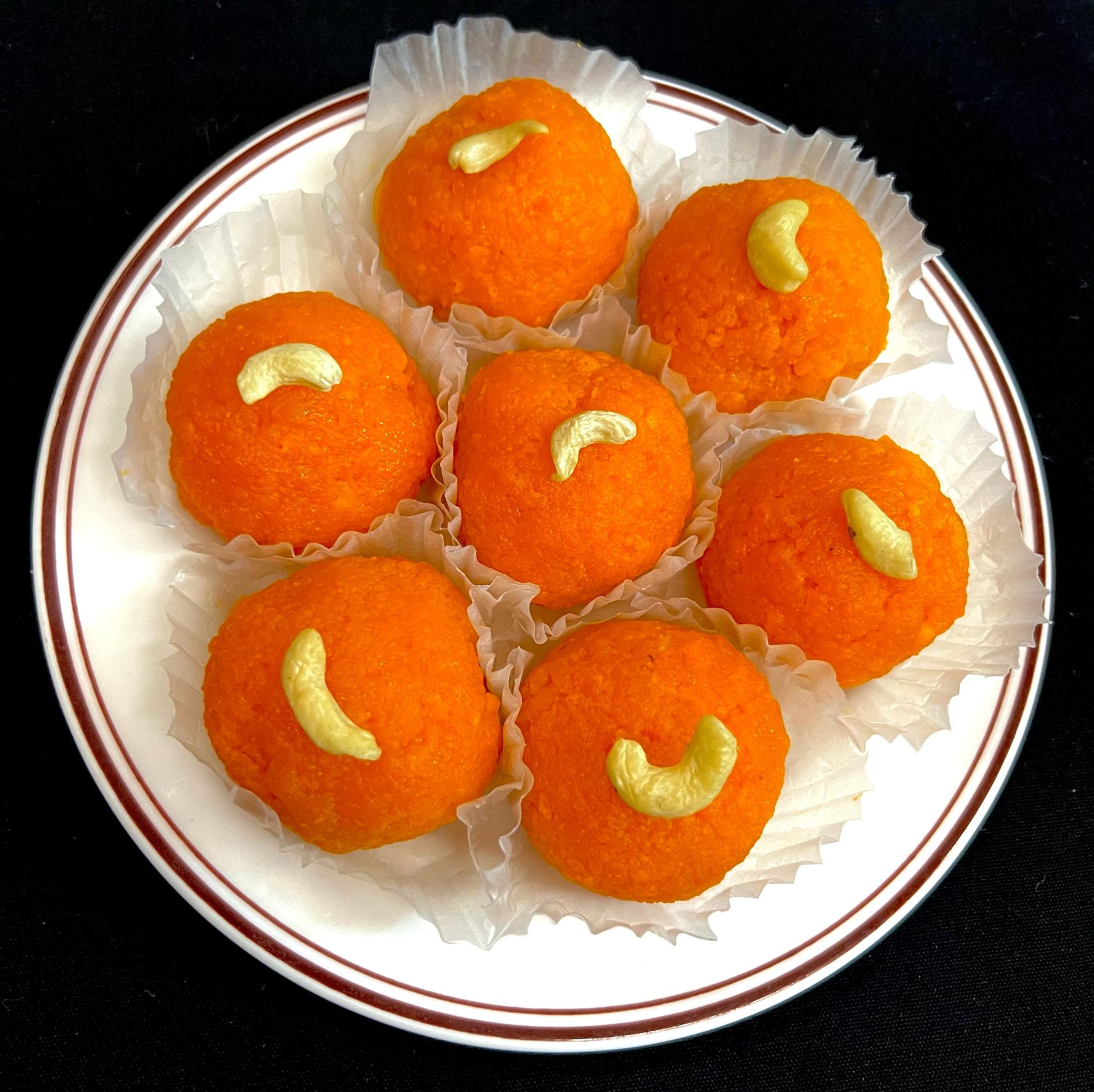Moti choor Laddu (1lb)
