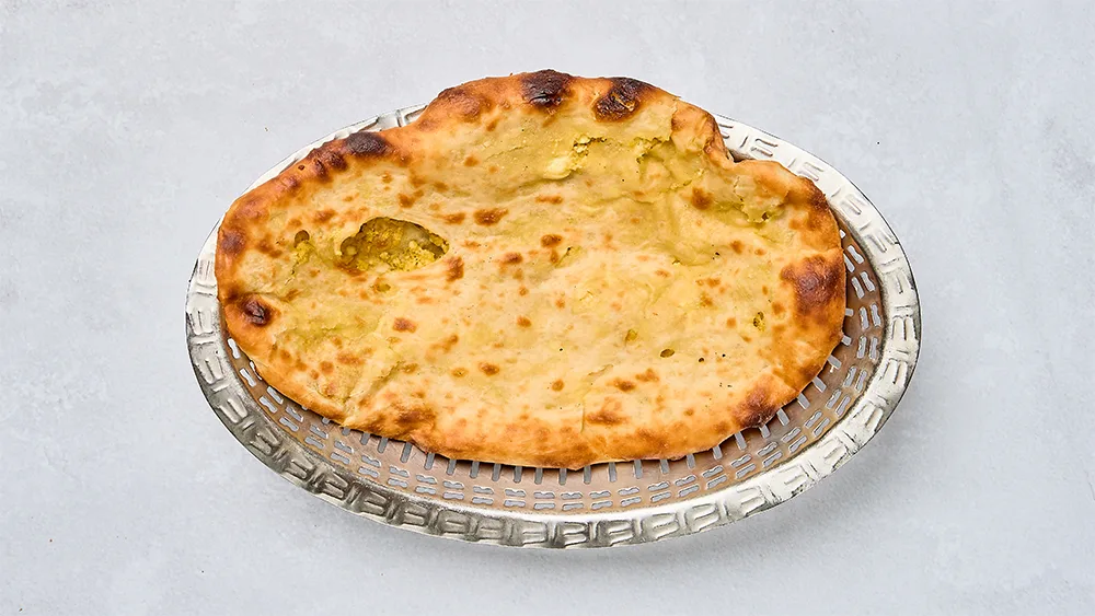 Aloo Paneer Kulcha