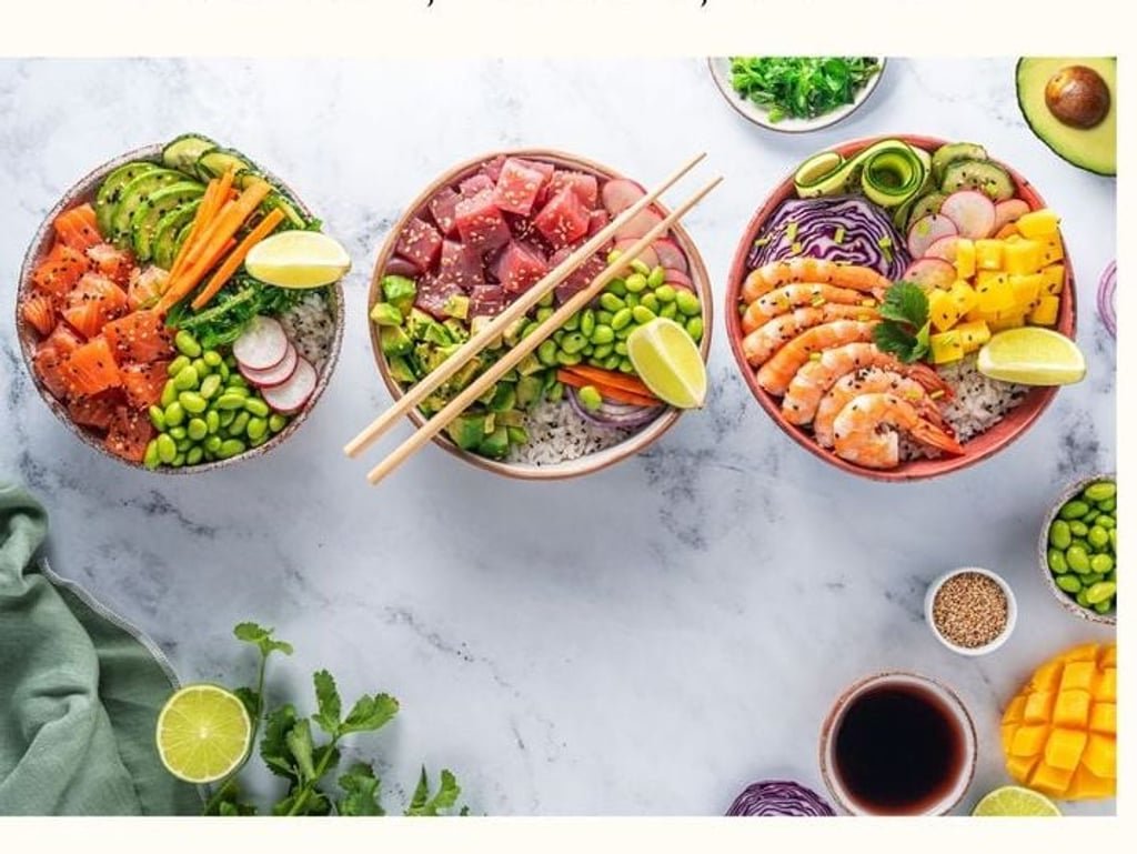 POKE - edamame, ryža, mango, uhorka, losos,  mayo