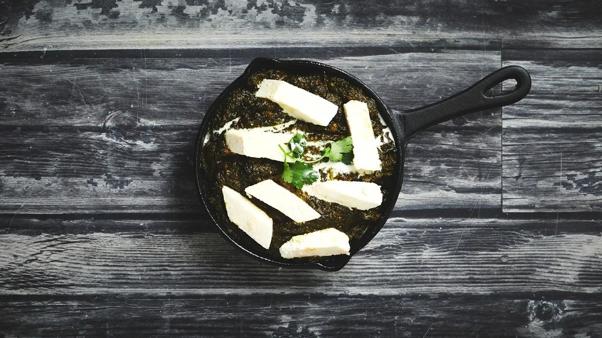 Saag Paneer (V)