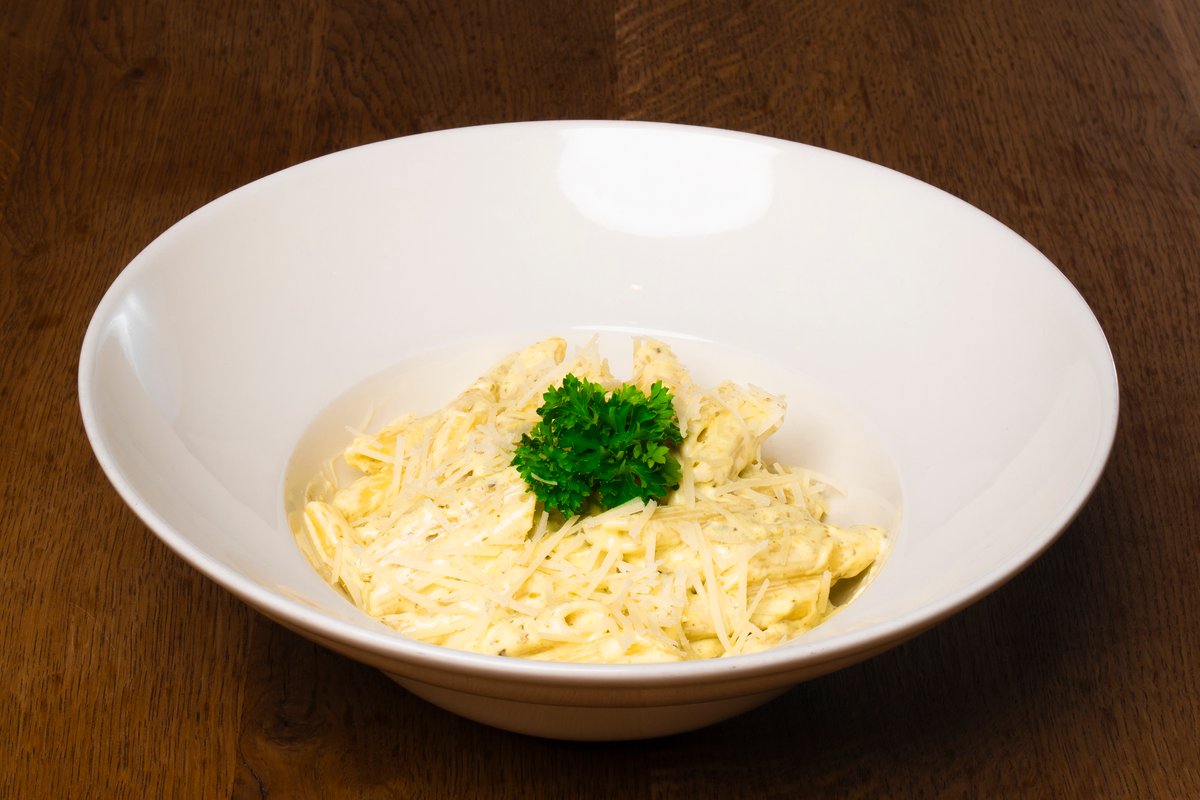 GLUTEN FREE PASTA SA PESTOM