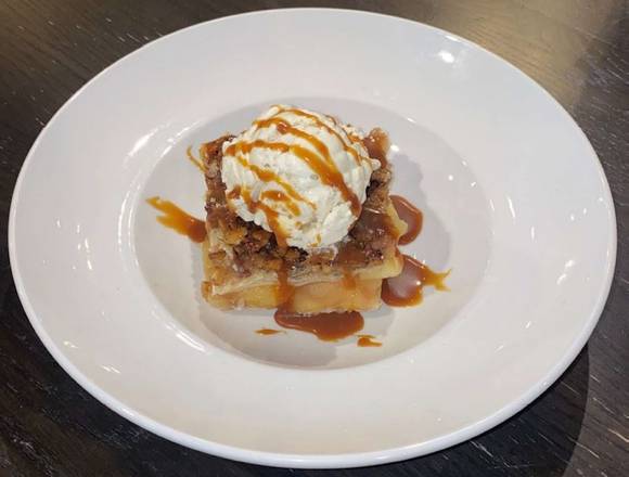 Walnut and Pecan Apple Pie
