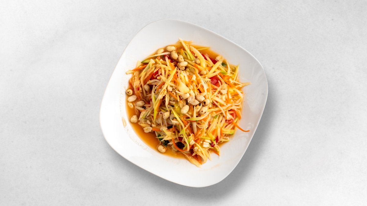 Papaya-Salat Plaraa