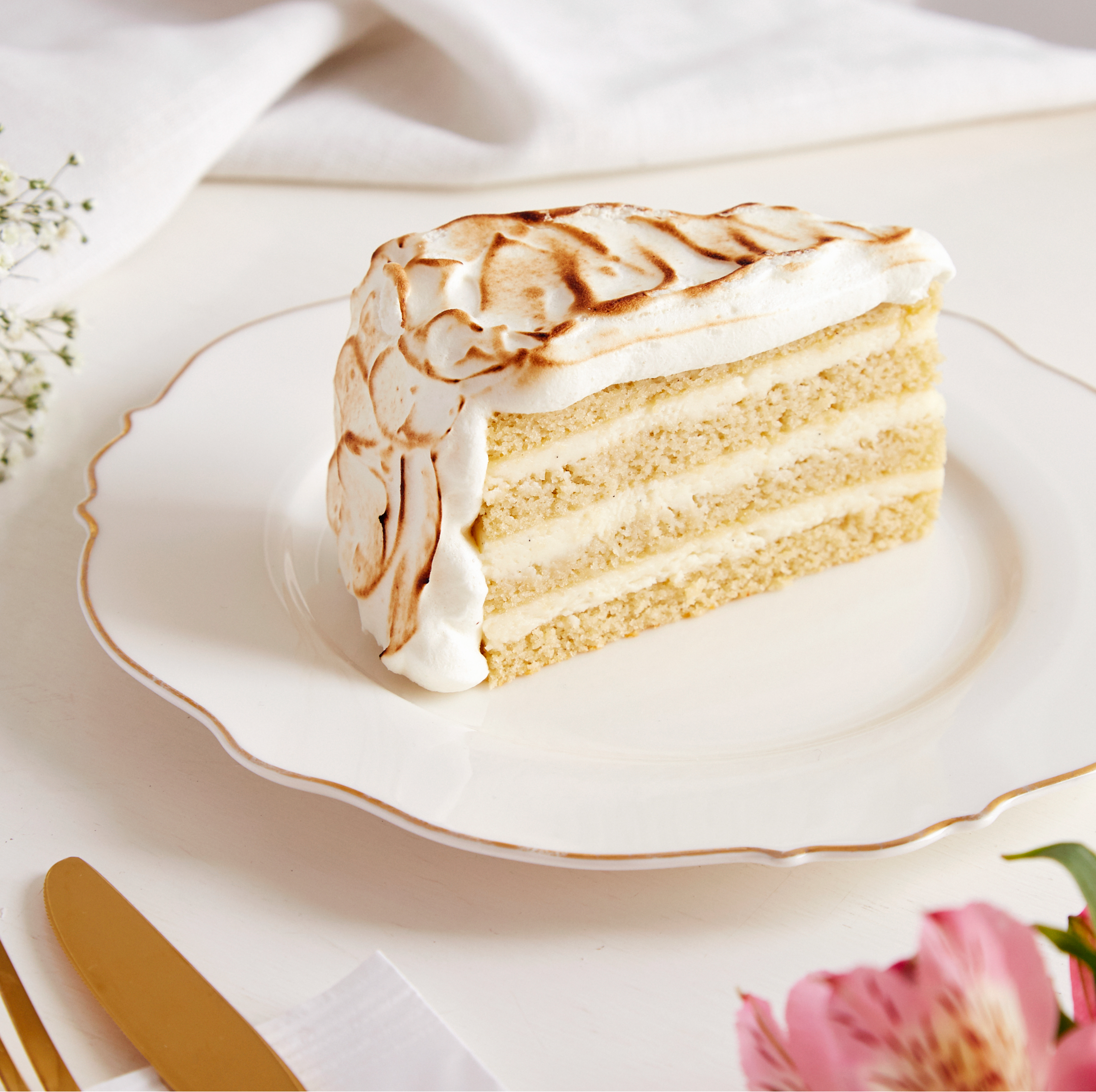 Fatia Vanilla Cream Cake