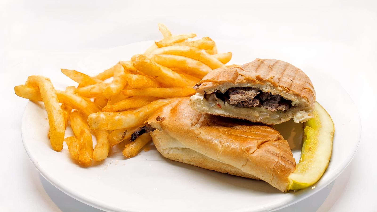 STEAK SANDWICH