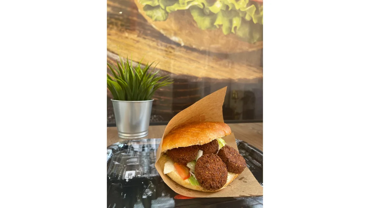 FALAFEL PITA