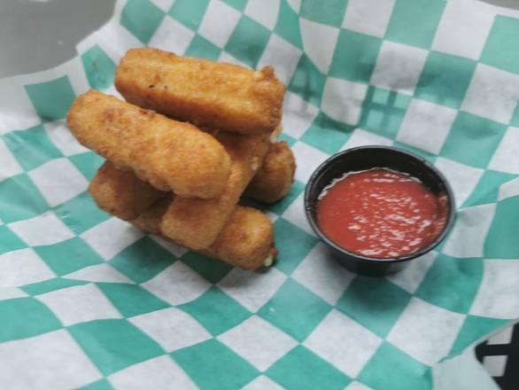 Mozzarella Sticks (6 pcs)