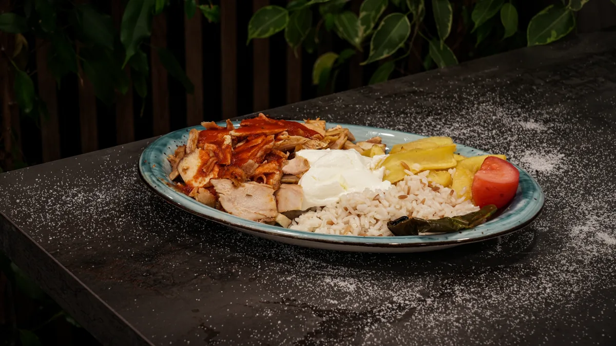 Iskender de pui