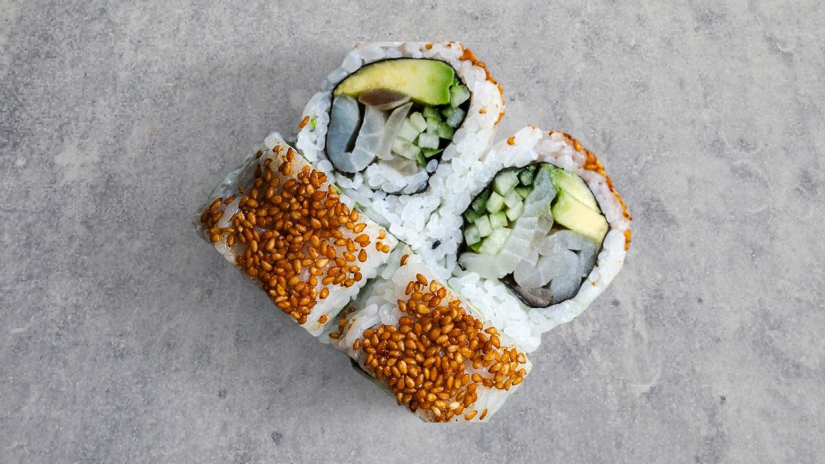 43. Uramaki Spicy kingfish
