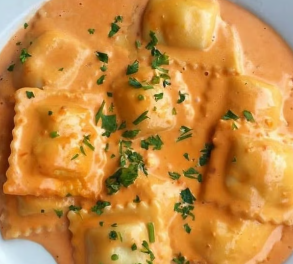 Cheese Ravioli with Creamy Pink Sauce