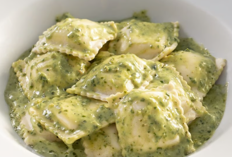 Cheese Ravioli with Pesto Sauce