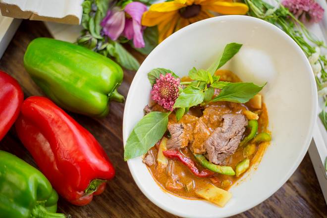 Kang Phed ( Red Curry)