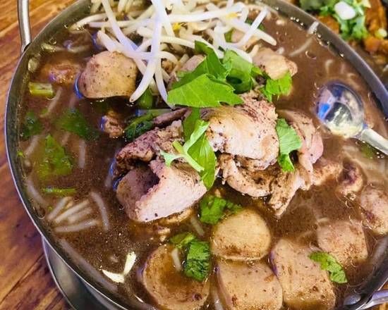 Thai Boat Hot Pot Soup