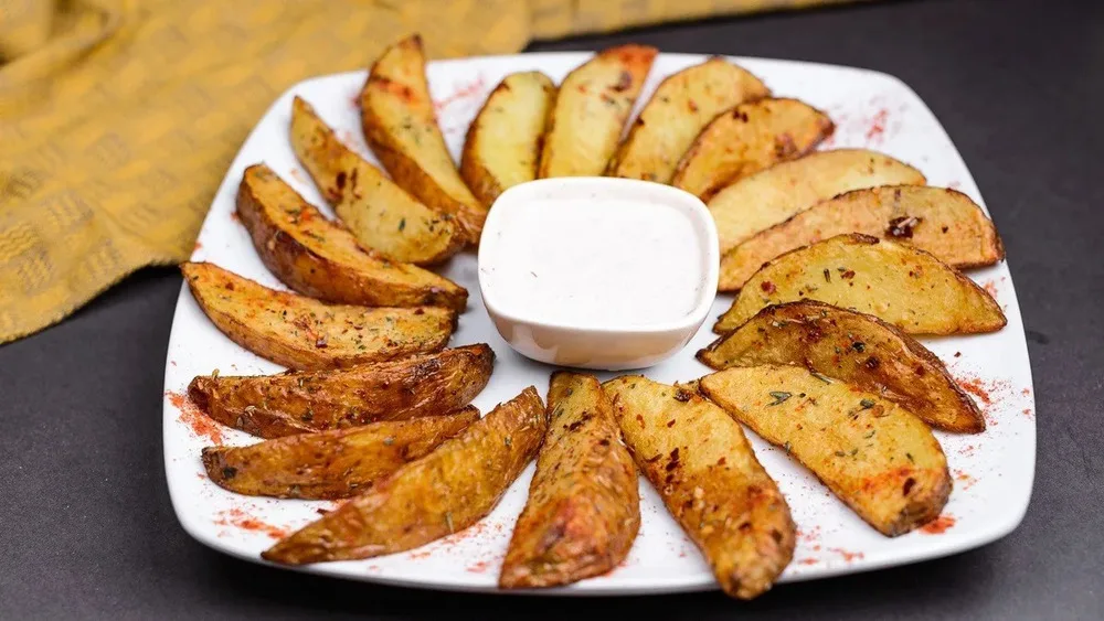 Mexican Potatoes with sauce