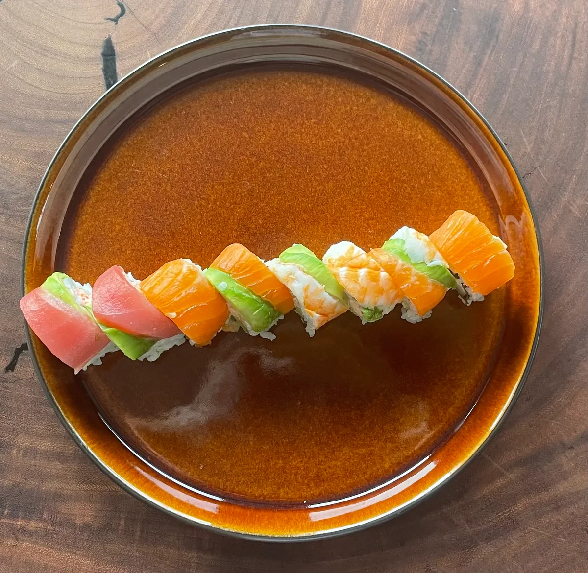 Kaburimaki Rainbow Roll