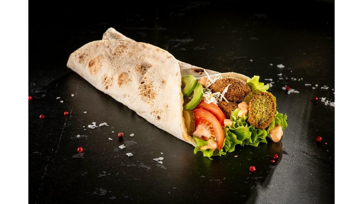 Falafel cu avocado la lipie
