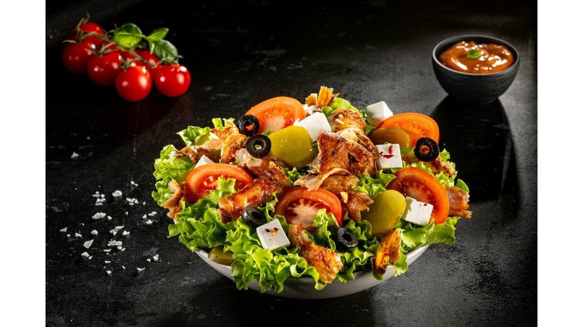 Salată jabbar cu vițel și curcan