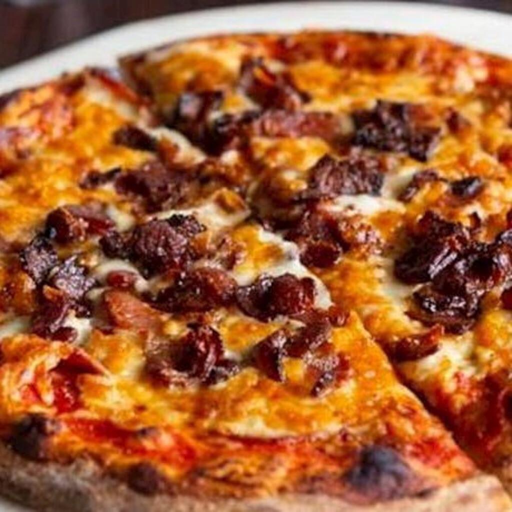 14" Pizza québécoise / 14" Quebec Pizza