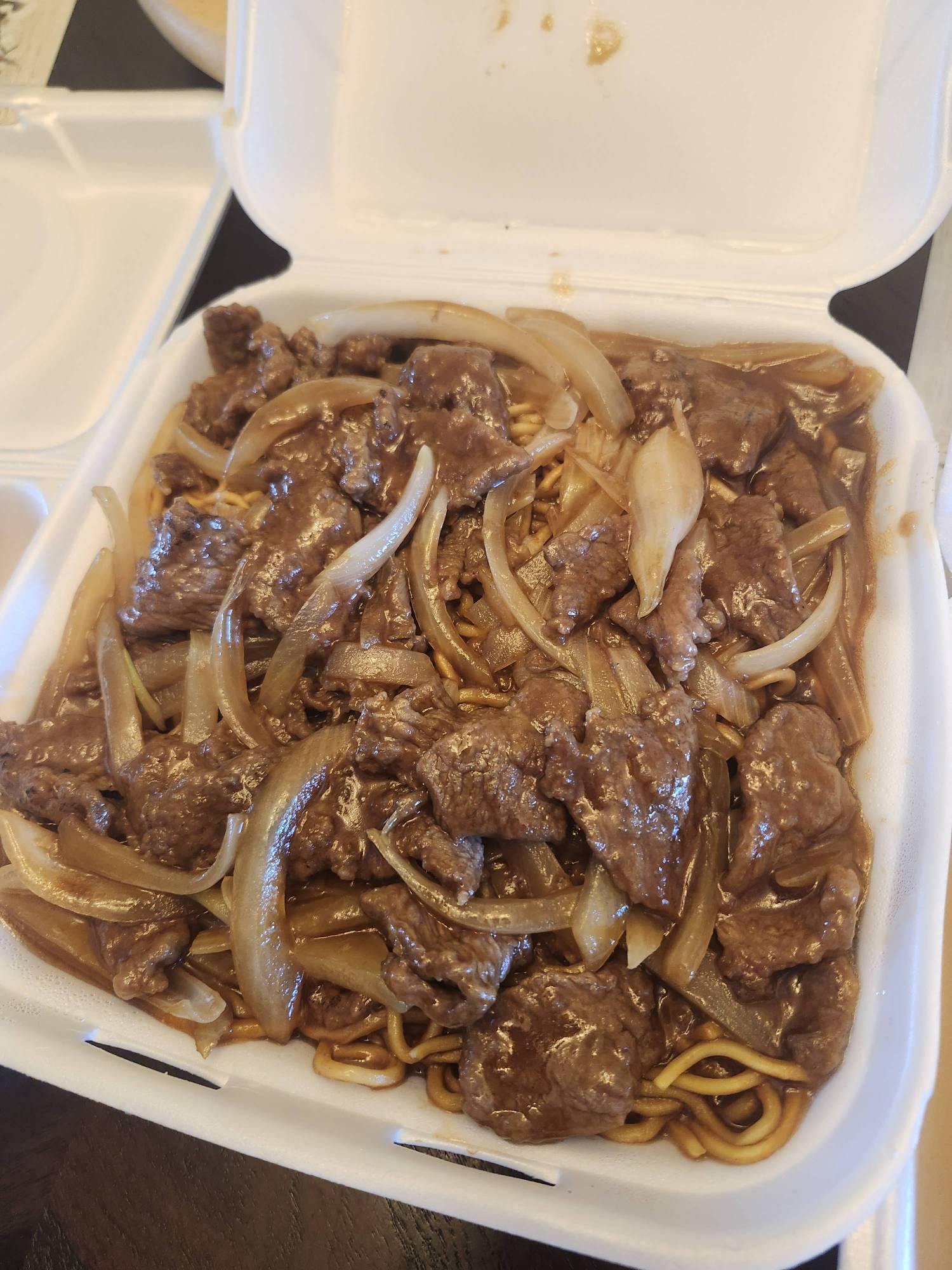 Beef and Gravy Lomein