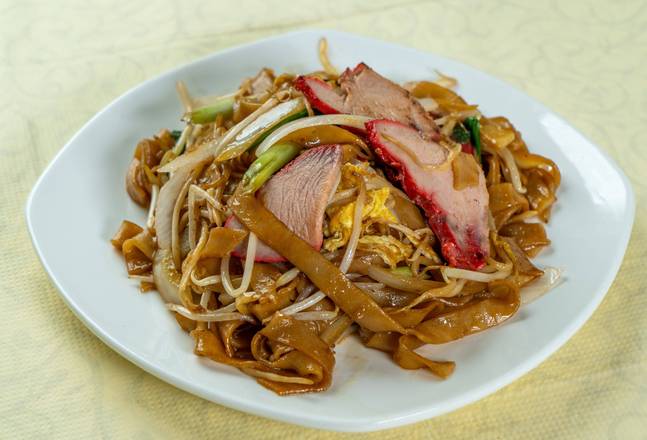BBQ Pork Chow Fun (叉燒河粉)