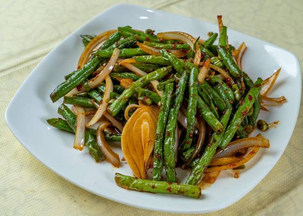 Hot and Spicy String Beans (乾煸四季豆)