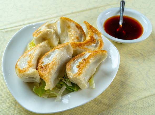 Pot Stickers (6 pcs) (鍋貼)