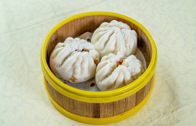 Steamed BBQ Pork Bun (叉燒包)