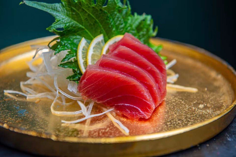 Tuunikala sashimi