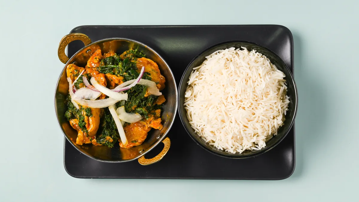 47. Chicken Palak