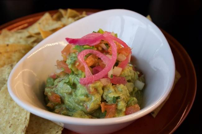 CHIPS AND GUACAMOLE