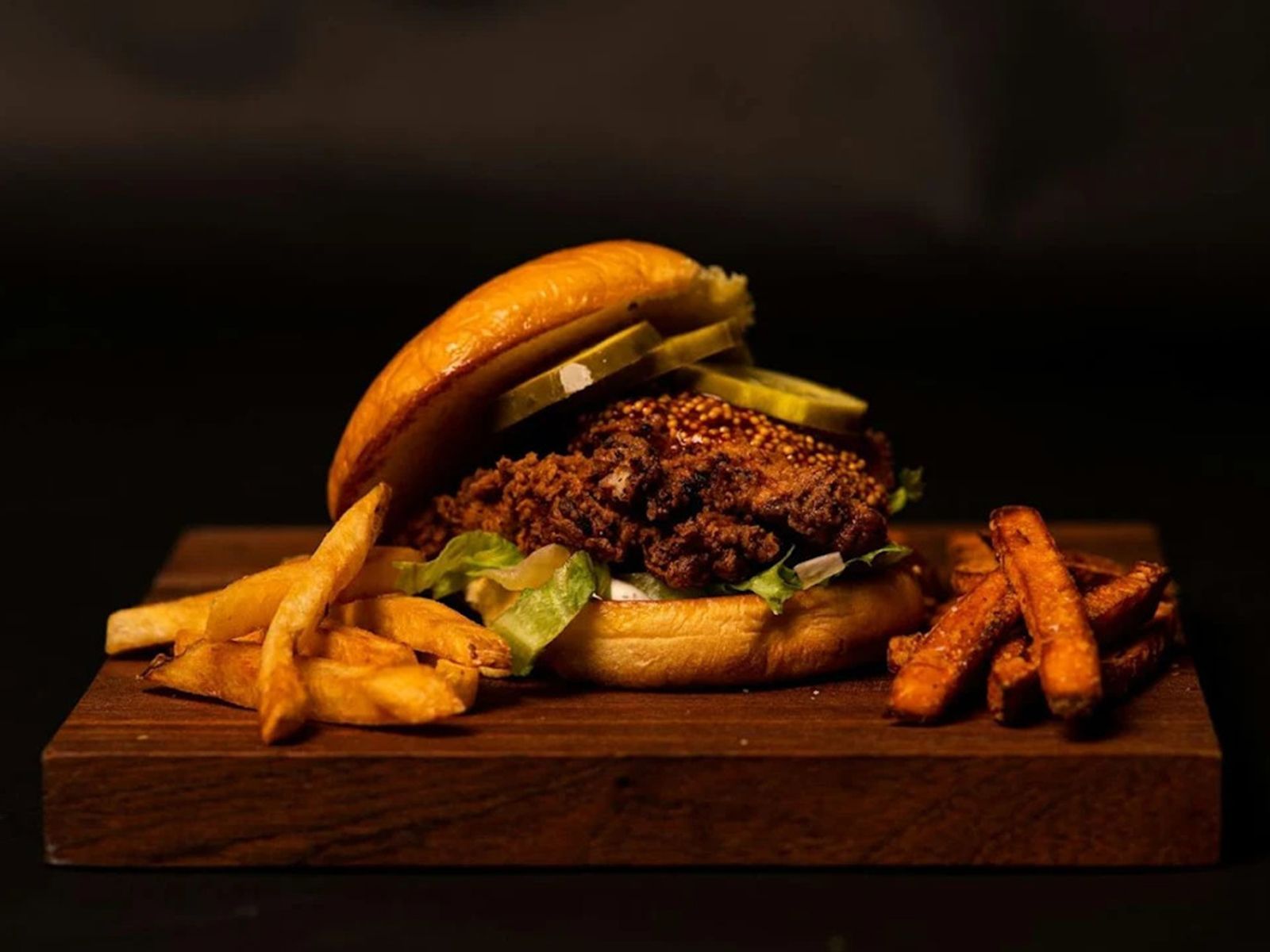 "CHICKEN FRIED CHICKEN" Sandwich