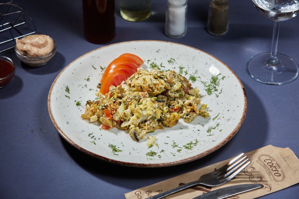 Omletă cu legume