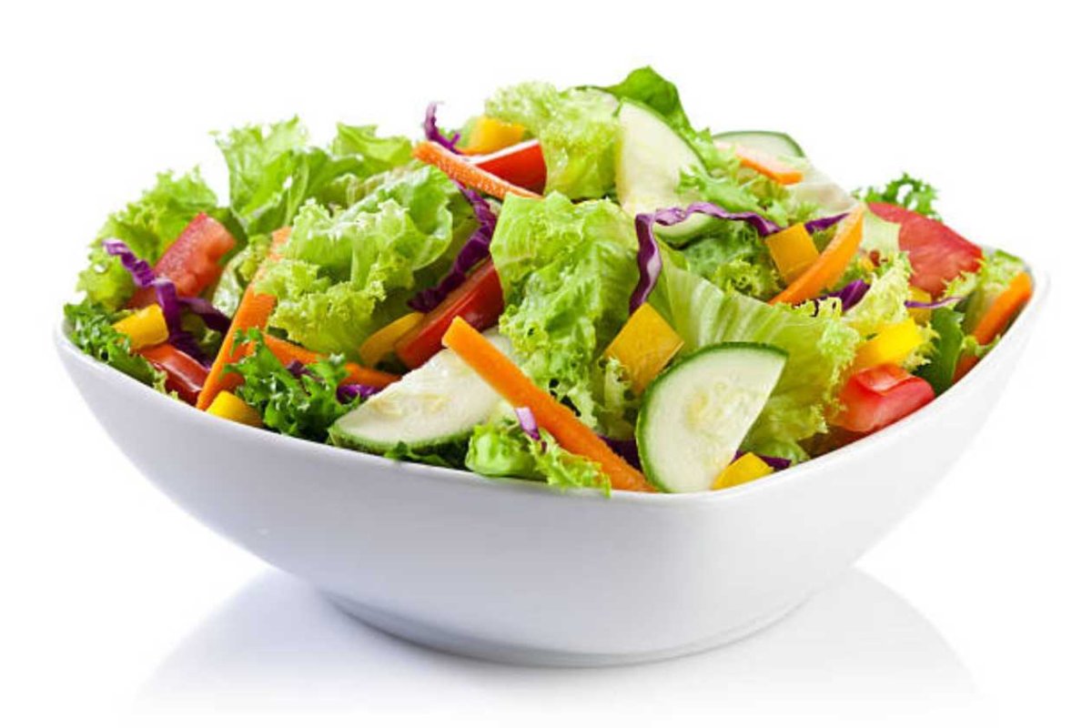 Salată mediteraneană