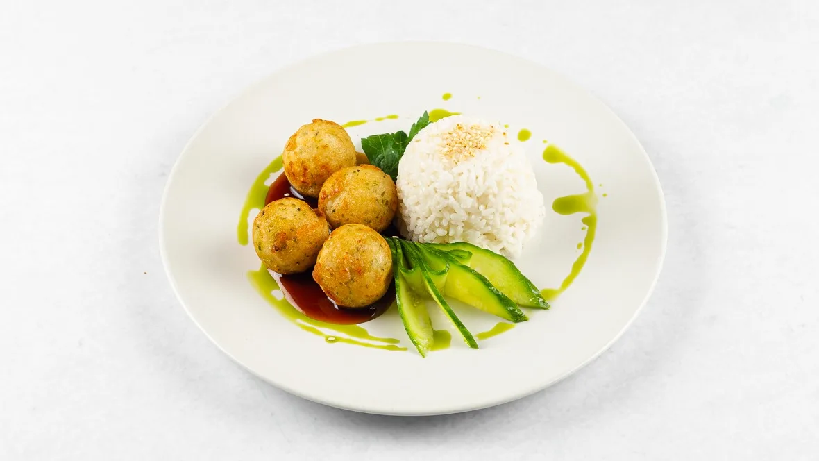 Cmoki Veggie Yaki z rižem (4 kosi)