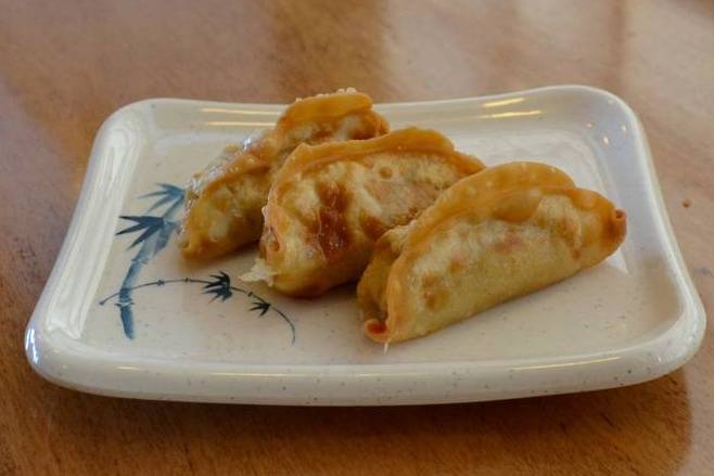 Gyoza 3pc