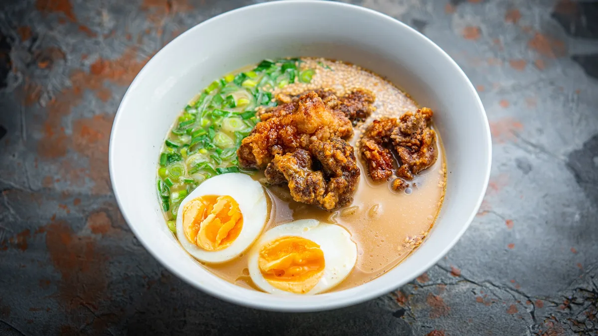 KARAAGE HAKATA RAMEN