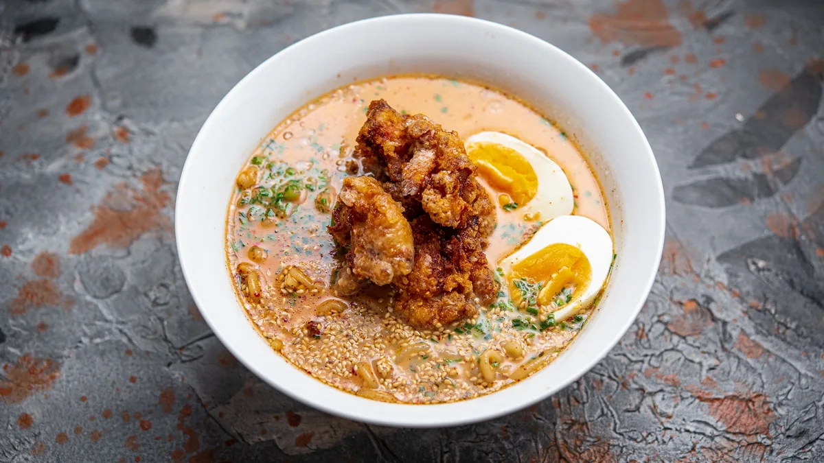 KARAAGE TERAV HAKATA RAMEN