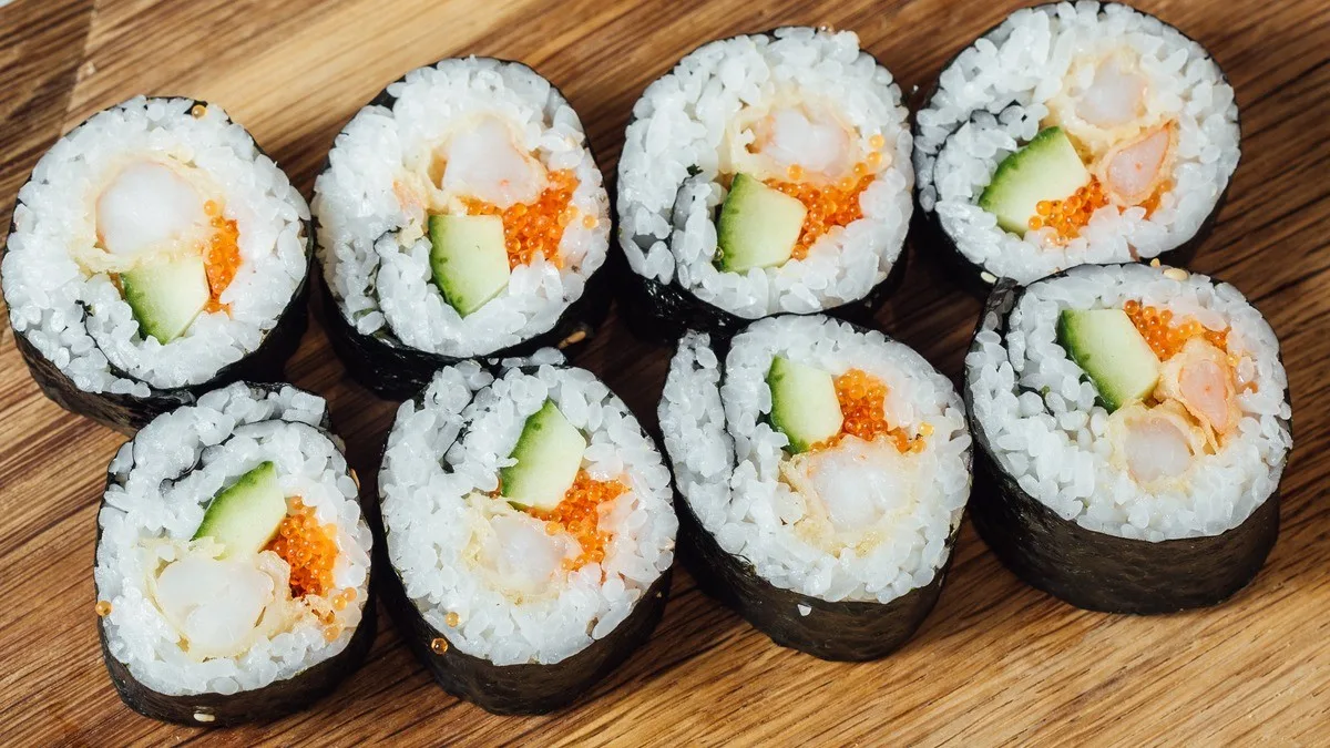 KREVETI TEMPURA MAKI 8 TK