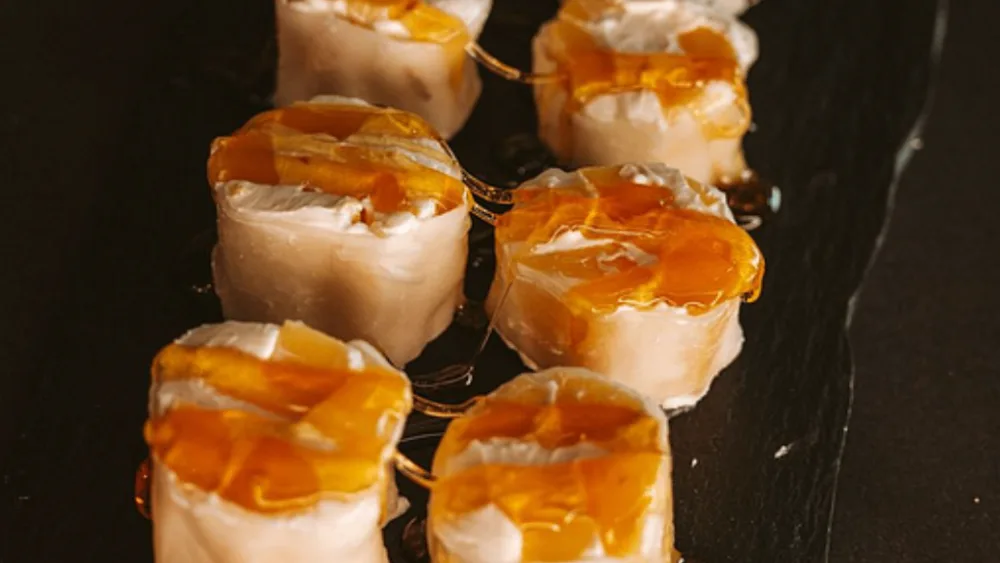 Tanoshimi mango