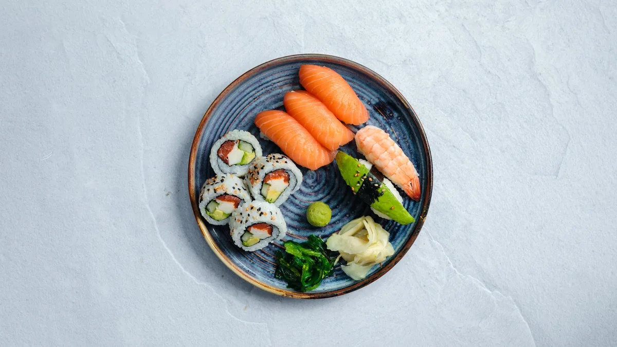 Liten sushi - 9 bitar