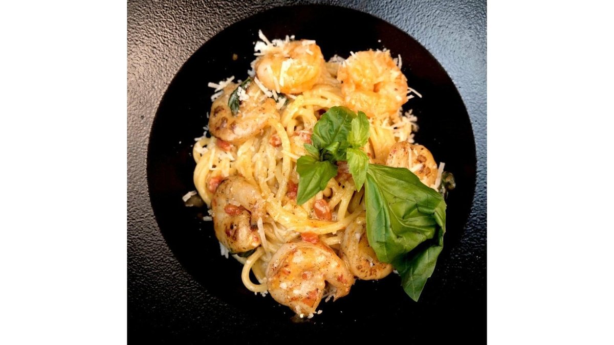 spaghetti A.O.P. cu creveți și vongole