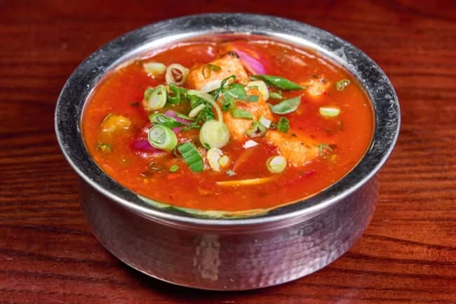 Chili Paneer (Gravy)