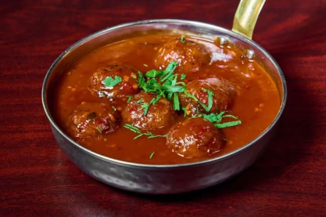 Veg Manchurian (Gravy)