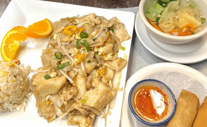 D. Noodles Kua Gai